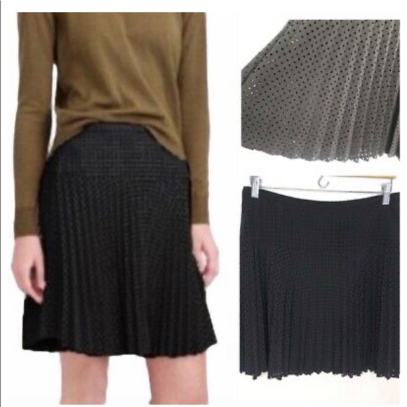J. Crew Dresses & Skirts - J crew skirt sz 00 Laser-cut pleated skirt NWOT